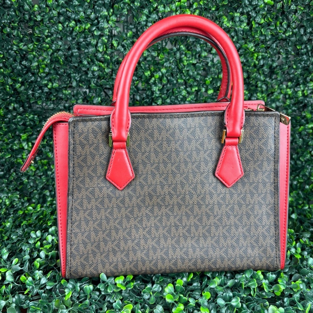 MICHAEL KORS HOPE MEDIUM MESSENGER Signature Satchel - Picture 2 of 14
